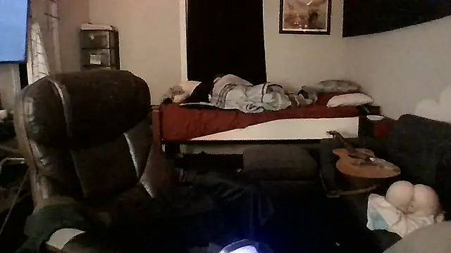 Snapshot of JCstrings chatting on 16, 3, 2025 JCstrings online show from 16, 3, 2025