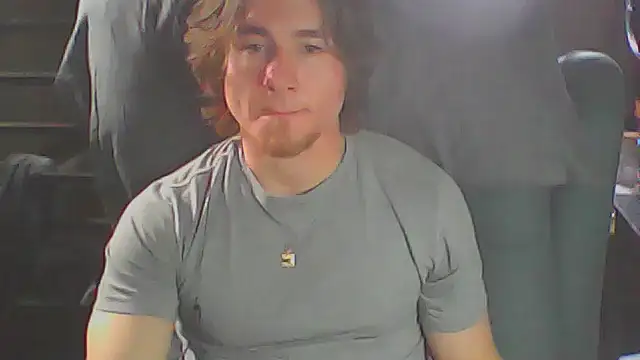 Snapshot of JCstrings chatting on 7, 1, 2026 JCstrings online show from 7, 1, 2026