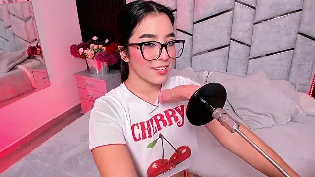 Snapshot of Ibbiebennett chatting on 15, 9, 2025 Ibbiebennett online show from 15, 9, 2025