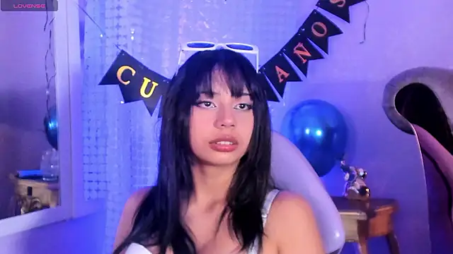 Seren Bleck online show from 3, 2, 2026