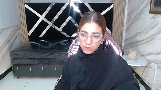 Snapshot of Angeles_v chatting on 9, 3, 2025 Angeles v online show from 9, 3, 2025