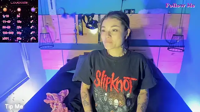 ChloeAllennn online show from 5, 12, 2025