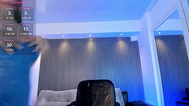 Ivaannaa  online show from 31, 10, 2025