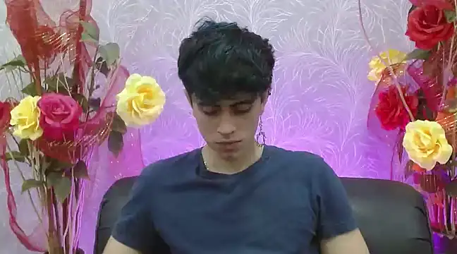 Snapshot of star_boyxx chatting on 12, 3, 2025 star boyxx online show from 12, 3, 2025