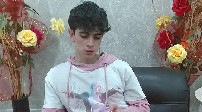 Snapshot of star_boyxx chatting on 17, 3, 2025 star boyxx online show from 17, 3, 2025