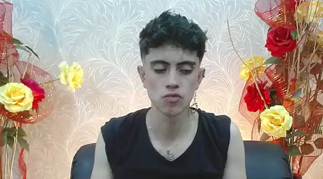 Snapshot of star_boyxx chatting on 18, 3, 2025 star boyxx online show from 18, 3, 2025