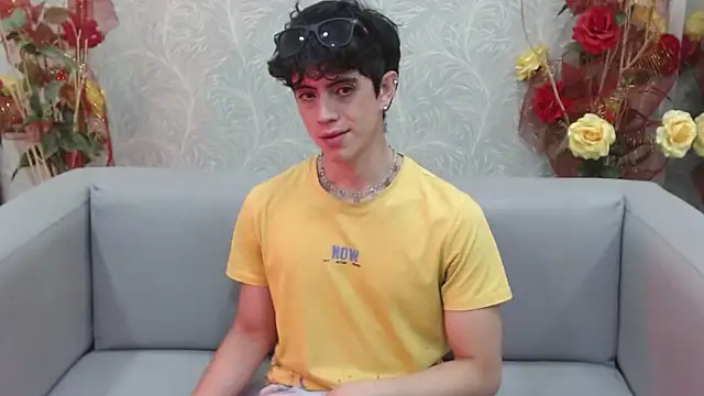 Snapshot of star_boyxx chatting on 11, 9, 2025 star boyxx online show from 11, 9, 2025