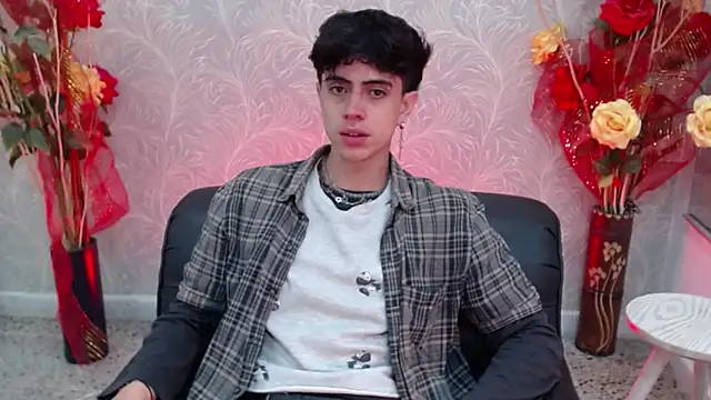Snapshot of star_boyxx chatting on 27, 9, 2025 star boyxx online show from 27, 9, 2025