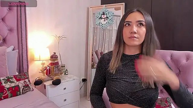 natashaleightt online show from 21, 12, 2025