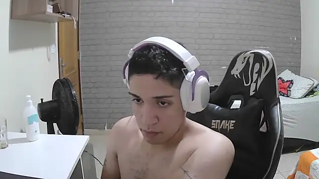 Snapshot of brancooodonto chatting on 23, 11, 2025 brancooodonto online show from 23, 11, 2025