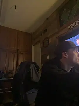 Polaroid White online show from 16, 1, 2026