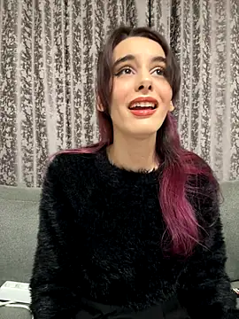 Snapshot of Mazzekyn chatting on 7, 11, 2025 Mazzekyn online show from 7, 11, 2025