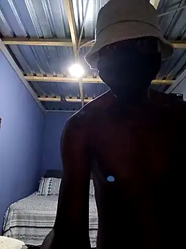 Snapshot of TheBlackT chatting on 25, 3, 2026 TheBlackT online show from 25, 3, 2026