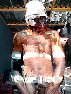 Snapshot of TheBlackT chatting on 6, 4, 2026 TheBlackT online show from 6, 4, 2026