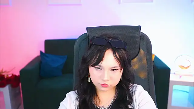 Snapshot of HanaWise chatting on 26, 2, 2025 HanaWise online show from 26, 2, 2025