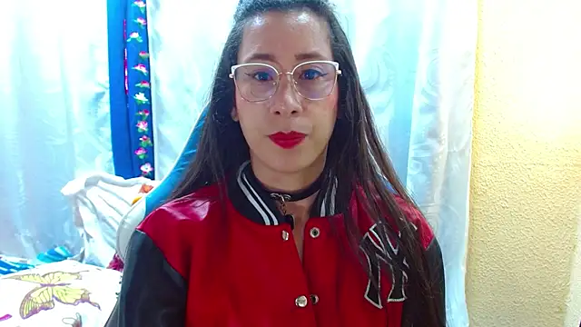 Snapshot of Gia_leinn chatting on 6, 2, 2026 Gia leinn online show from 6, 2, 2026