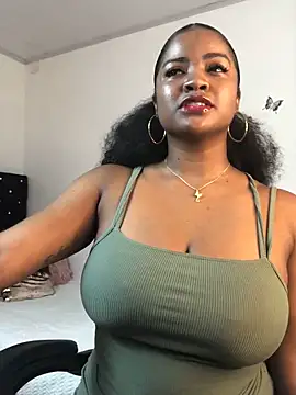 Snapshot of ValerieBlakee chatting on 3, 3, 2026 ValerieBlakee online show from 3, 3, 2026