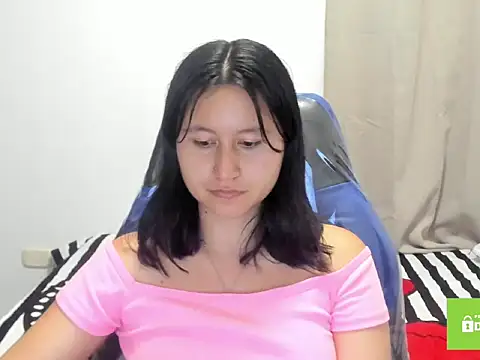 xoxo kiitty online show from 8, 10, 2025