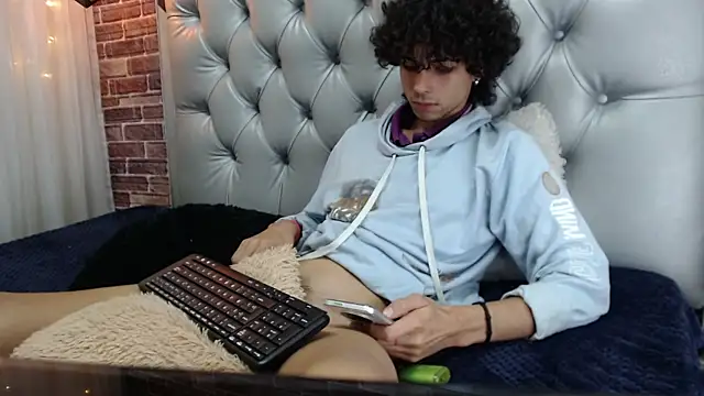 andres ocasio online show from 11, 3, 2025