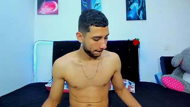 Snapshot of MarcusRosse chatting on 14, 12, 2025 MarcusRosse online show from 14, 12, 2025