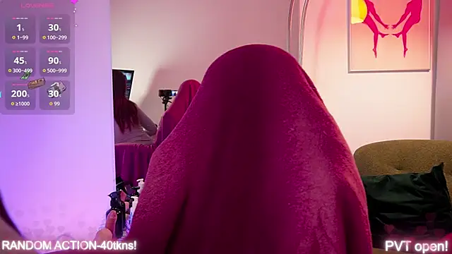 Snapshot of luna_joy_ chatting on 28, 11, 2025 luna joy online show from 28, 11, 2025