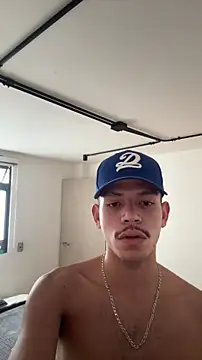 Snapshot of angel_and_deen chatting on 26, 11, 2025 angel and deen online show from 26, 11, 2025