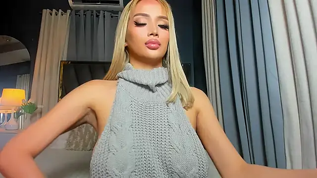 Snapshot of KylieSonique chatting on 27, 2, 2026 KylieSonique online show from 27, 2, 2026