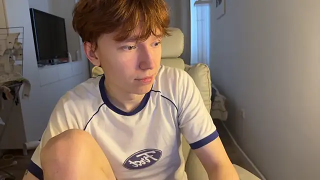 Snapshot of tommy_colson chatting on 13, 11, 2025 tommy colson online show from 13, 11, 2025