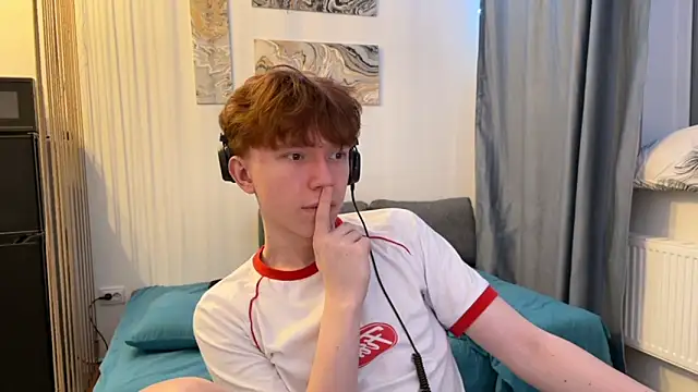 Snapshot of tommy_colson chatting on 14, 12, 2025 tommy colson online show from 14, 12, 2025