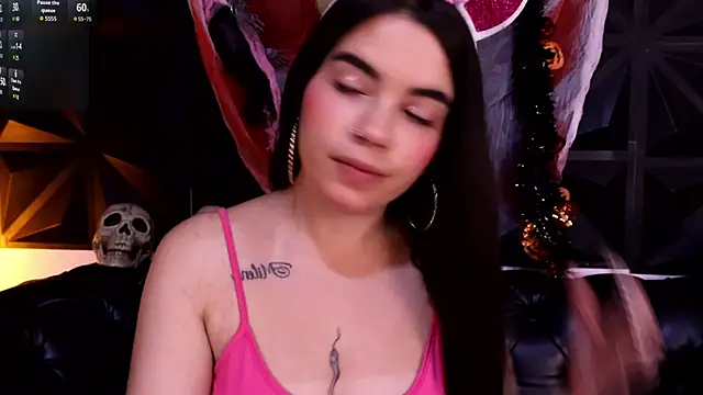 DaphneGlas online show from 22, 10, 2025