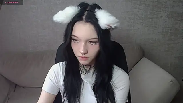 mefwhore online show from 28, 2, 2025