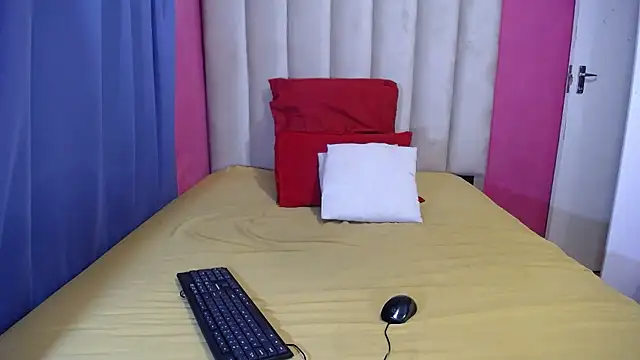 SEXYASSTINAXXX online show from 18, 1, 2026