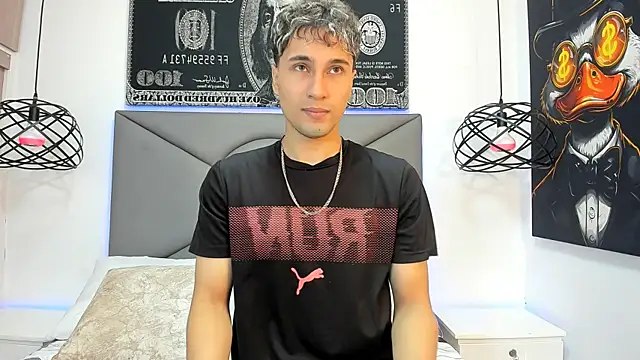 Snapshot of buddy_whitte chatting on 7, 11, 2025 buddy whitte online show from 7, 11, 2025