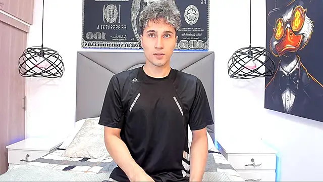 Snapshot of buddy_whitte chatting on 16, 11, 2025 buddy whitte online show from 16, 11, 2025