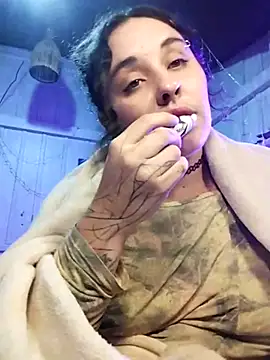 Fellyna online show from 8, 11, 2025