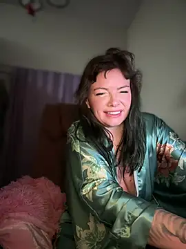 Snapshot of NaughtyLittleVeteran chatting on 5, 3, 2025 NaughtyLittleVeteran online show from 5, 3, 2025