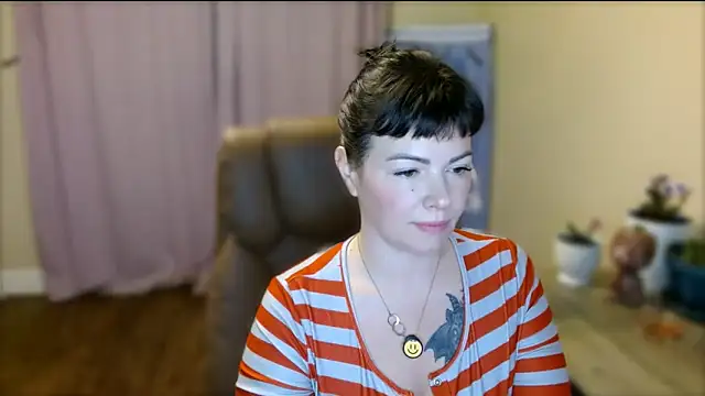 Snapshot of NaughtyLittleVeteran chatting on 9, 3, 2025 NaughtyLittleVeteran online show from 9, 3, 2025