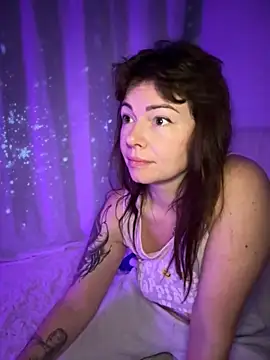 Snapshot of NaughtyLittleVeteran chatting on 15, 12, 2025 NaughtyLittleVeteran online show from 15, 12, 2025