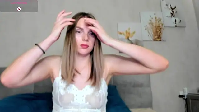 SunnyX GirlX online show from 17, 3, 2025