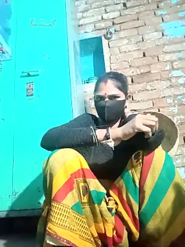 Snapshot of Chhavi_Chadha chatting on 12, 11, 2025 Chhavi Chadha online show from 12, 11, 2025