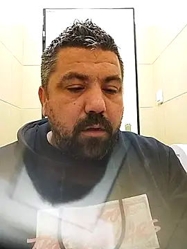 Snapshot of Alexander18edd chatting on 3, 10, 2025 Alexander18edd online show from 3, 10, 2025