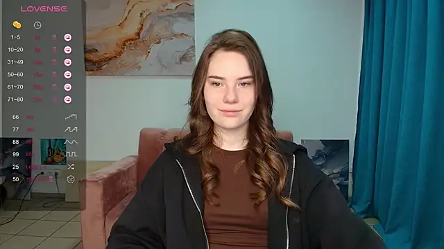 Snapshot of ElenaOconar chatting on 24, 11, 2025 ElenaOconar online show from 24, 11, 2025