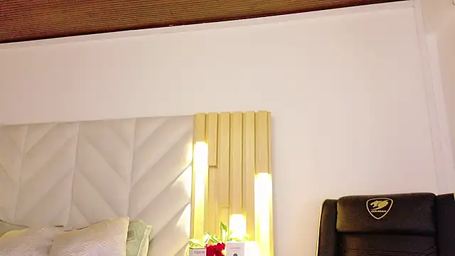 Anaise latif online show from 23, 2, 2026