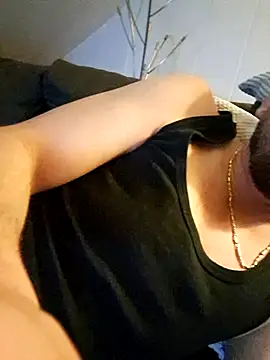 Snapshot of DearRusting chatting on 15, 12, 2025 DearRusting online show from 15, 12, 2025