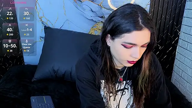 MaeveKuro online show from 24, 2, 2026