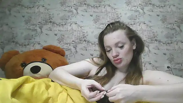 Eveline May online show from 19, 3, 2025