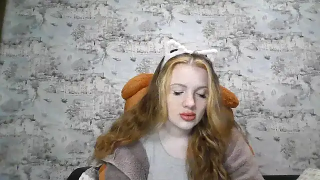 Eveline May online show from 4, 10, 2025