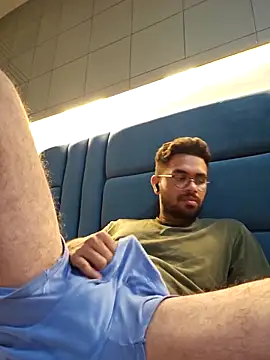 ayush292000 online show from 10, 9, 2025