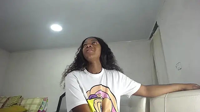 Snapshot of Nattasha_ chatting on 24, 11, 2025 Nattasha online show from 24, 11, 2025