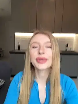 Snapshot of EvaBrooklyn chatting on 5, 3, 2025 EvaBrooklyn online show from 5, 3, 2025